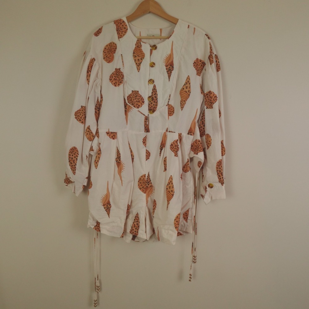 FARM Rio White Romper with Gold Shell Motif - Picture 13 of 16